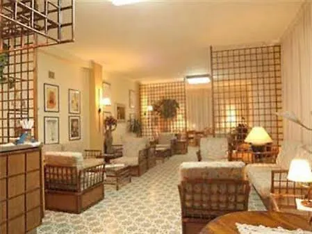 Hotel Dell'Erba 3* Мартина-Франка